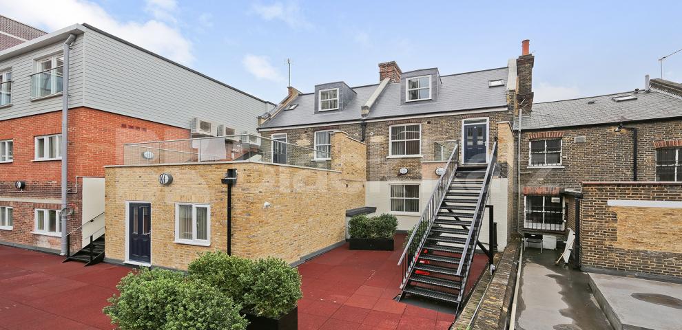 			LET , 2 Bedroom, 1 bath, 1 reception Apartment			 Metro Apartments. Lewisham High Street , Lewisham 